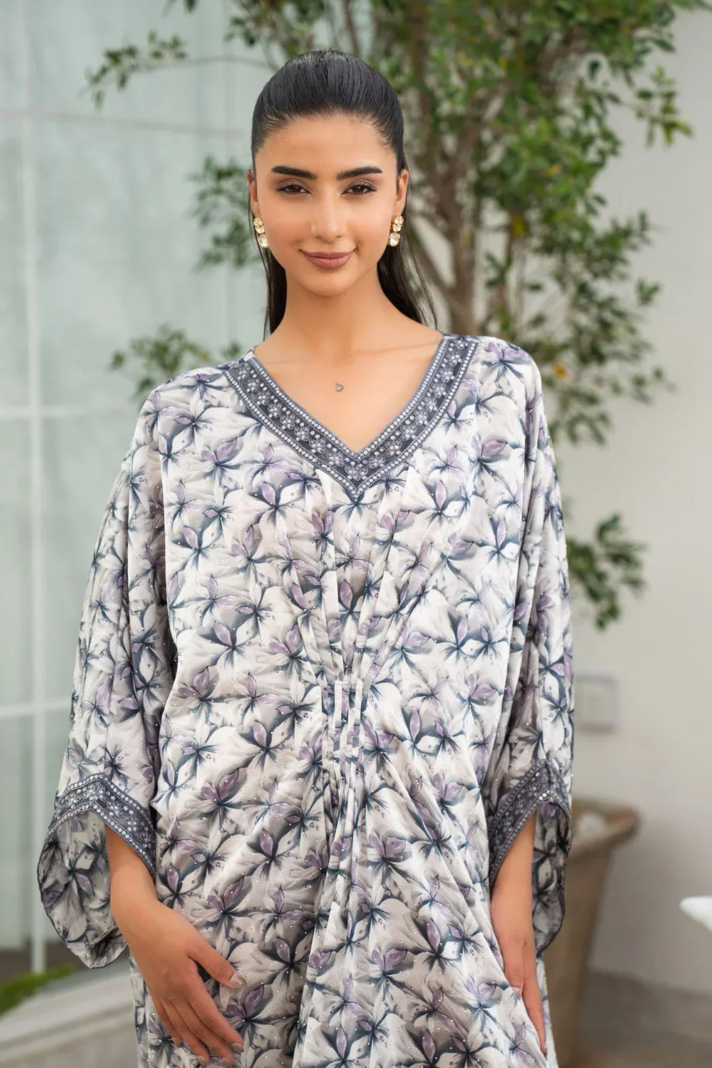 1 Piece Embroidered Kaftan
