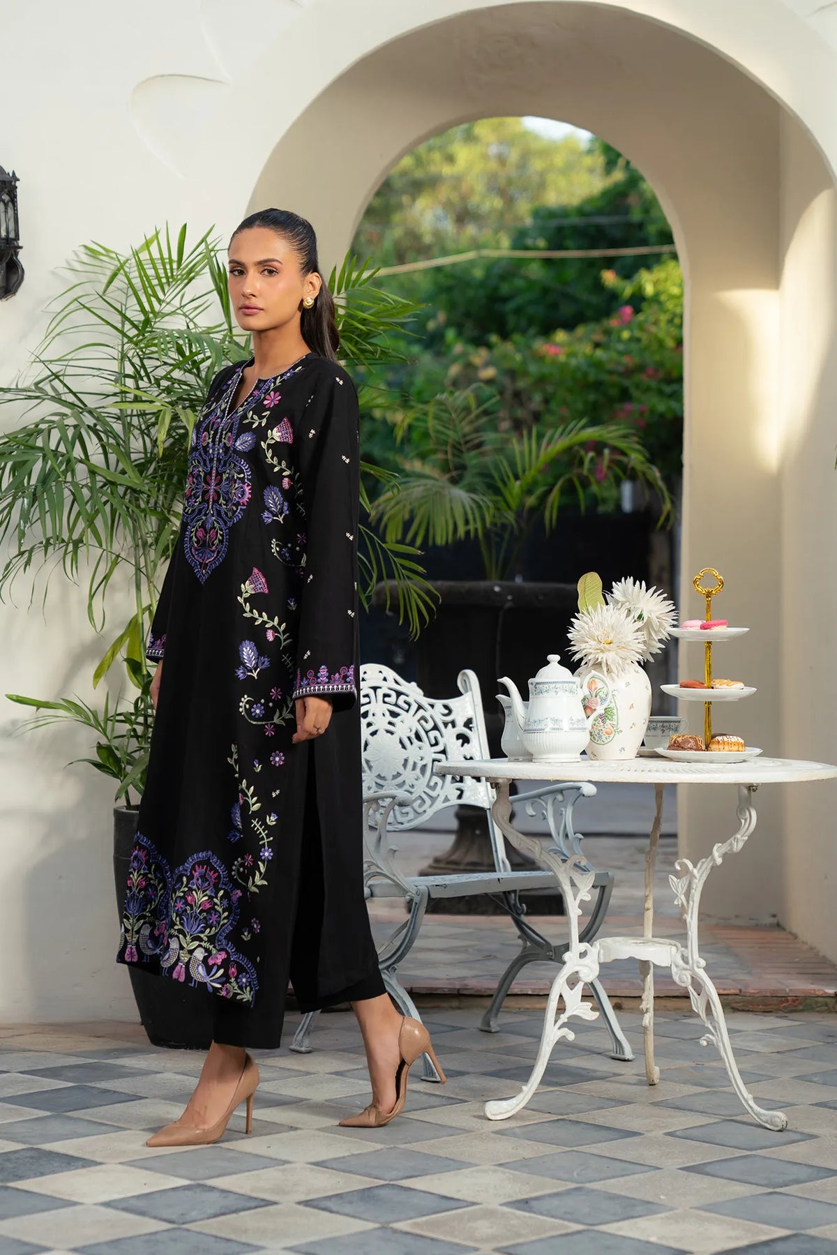 1 Piece Embroidered Khaddar Shirt