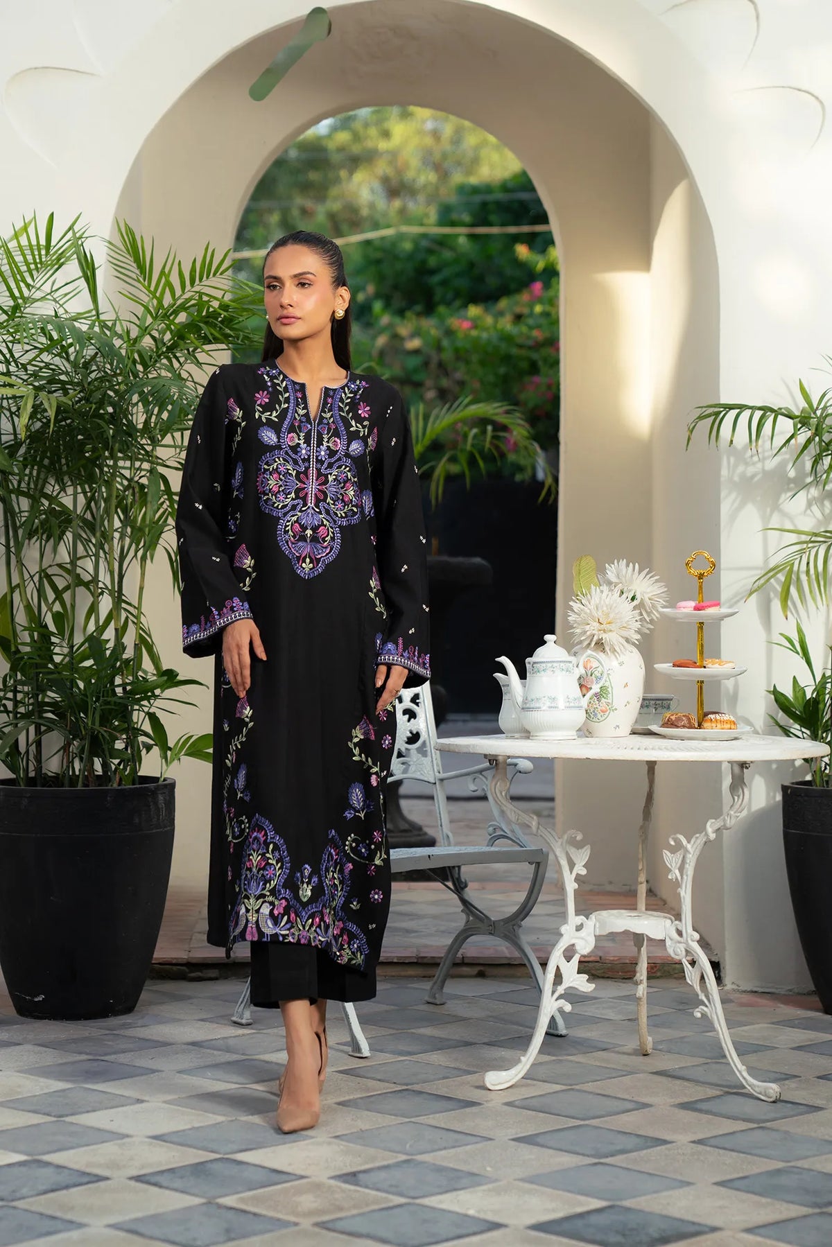 1 Piece Embroidered Khaddar Shirt