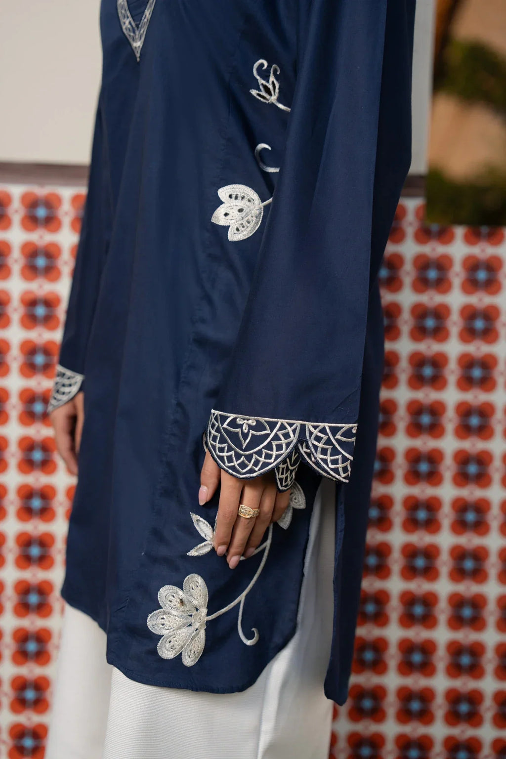 1 Piece Embroidered Lawn Shirt