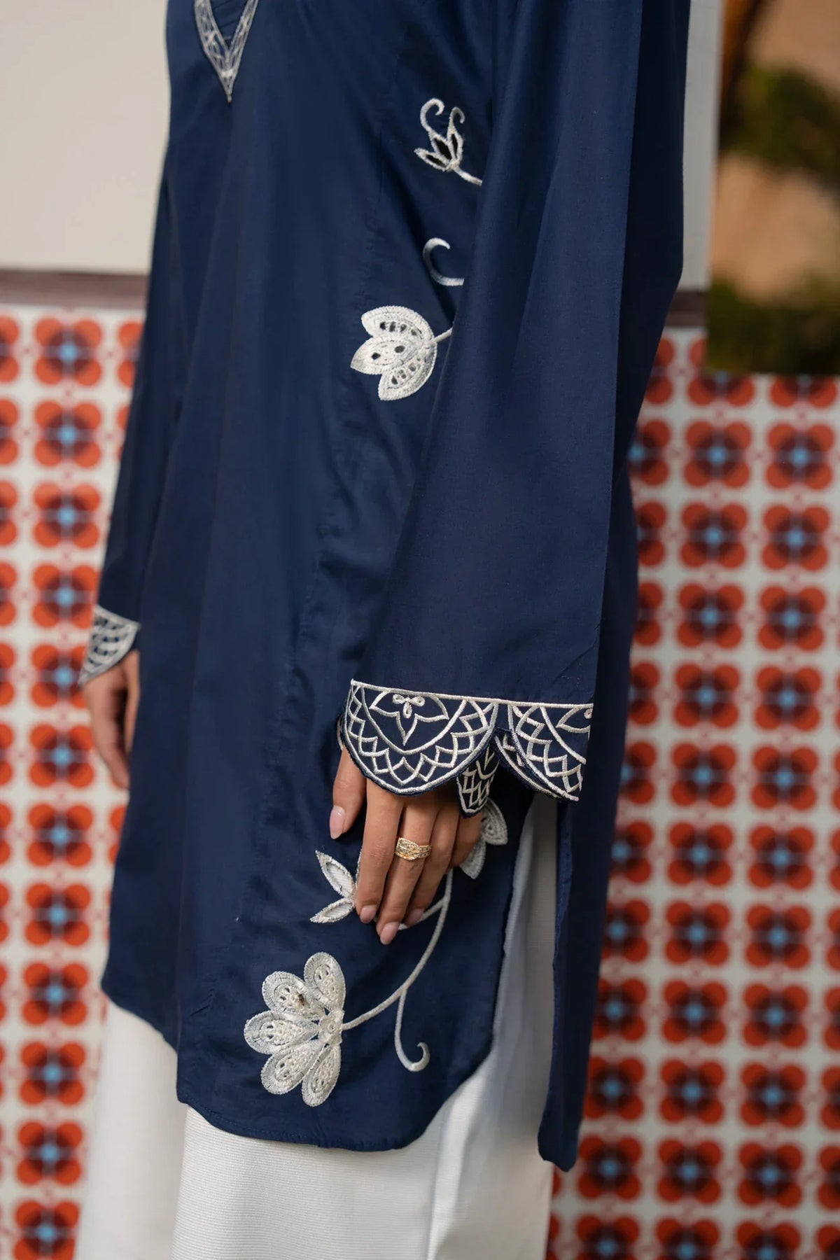 1 Piece Embroidered Lawn Shirt