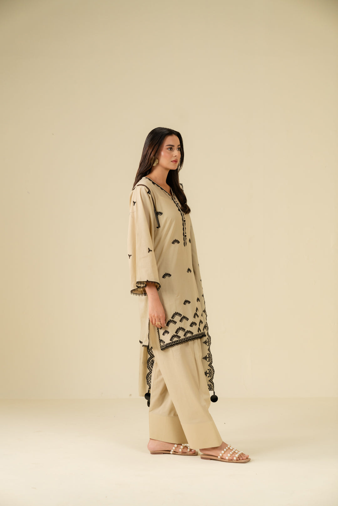 3 Piece Embroidered Lawn Suit