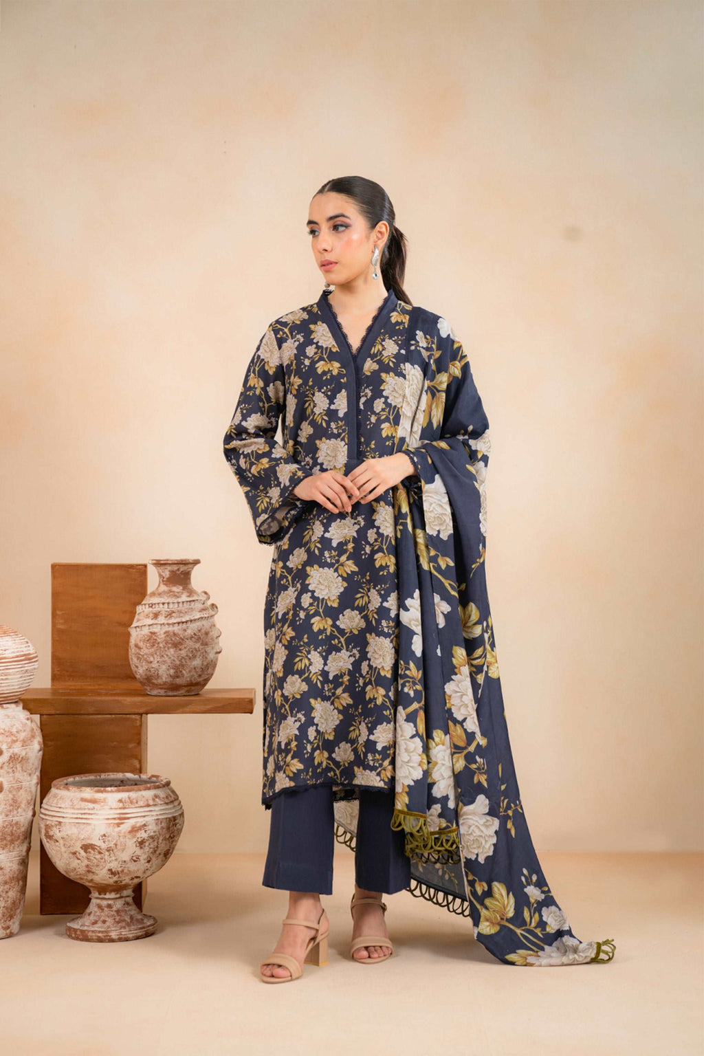 1 Piece Dyed Karandi Trouser