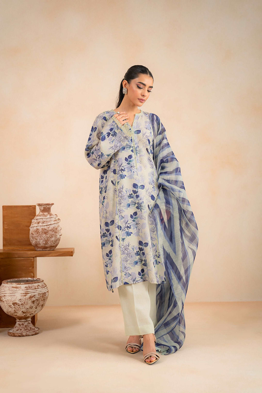 1 Piece Dyed Karandi Trouser