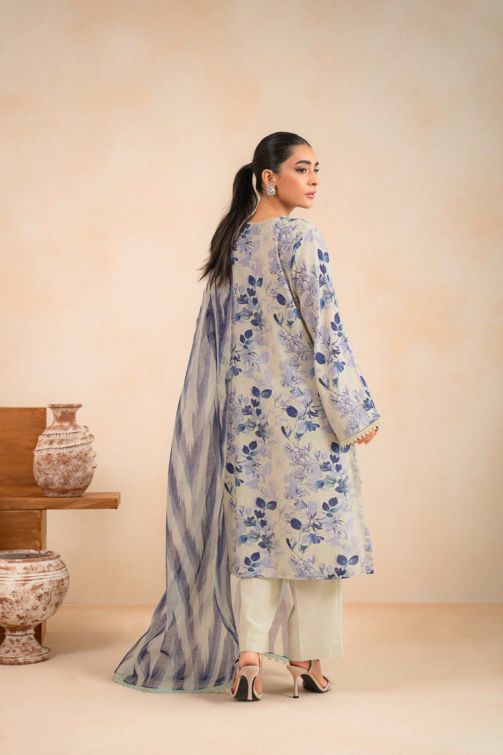 1 Piece Dyed Karandi Trouser