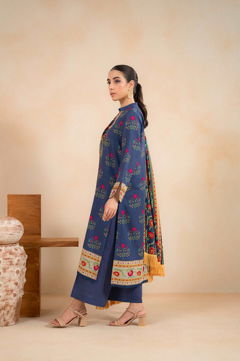 1 Piece Dyed Khaddar Trouser