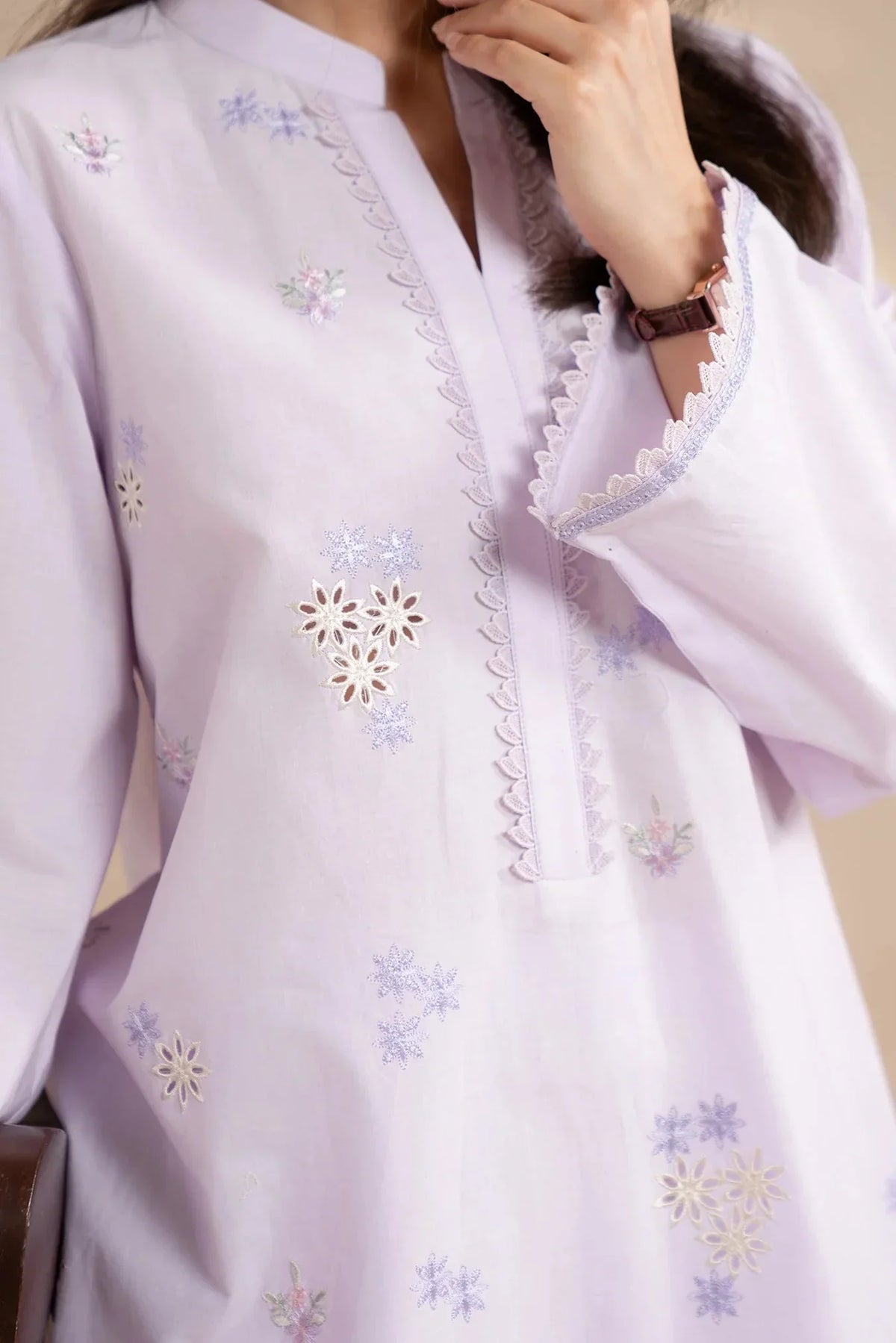 1 Piece Embroidered Lawn Shirt